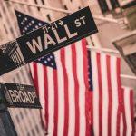 While the market slides, this AI deal is fueling a 5% rally in this real estate stock